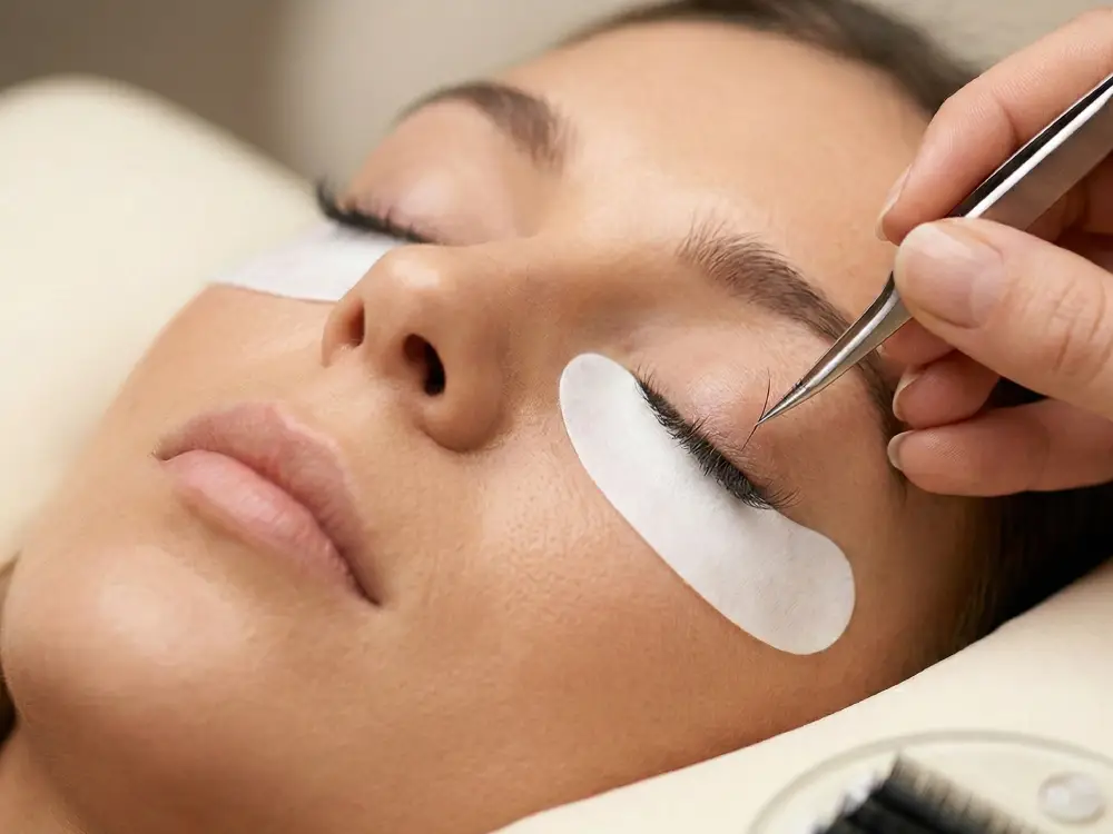 Extensions de cils Naturelle - Chouchoute-toi